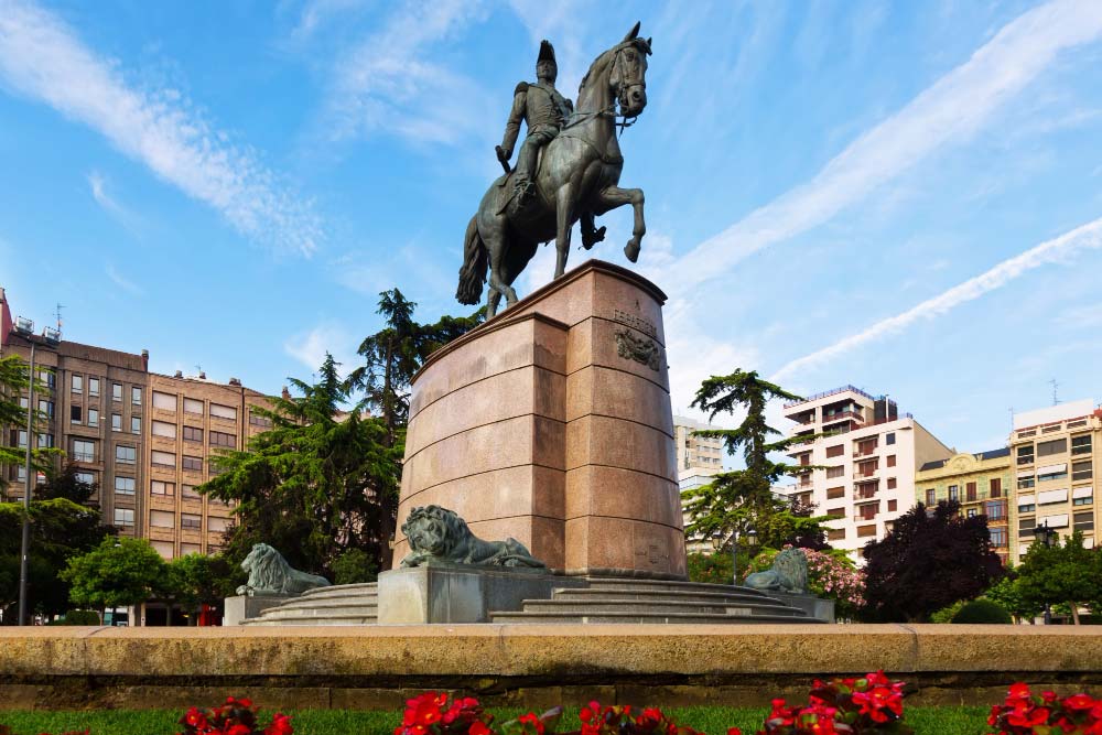 Equestrian statue Logroño