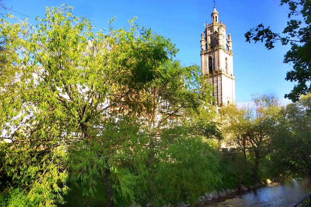 Church of Santa María in Los Arcos
