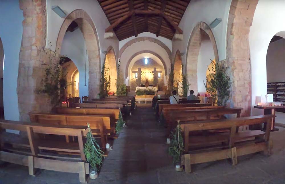 Kirche Santa María von O Cebreiro