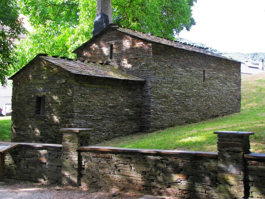 monastery-of-samos-chapel-cypress